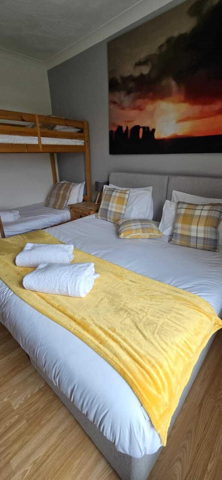 Stonehenge Inn & Shepherd'S Huts Bulford Номер фото